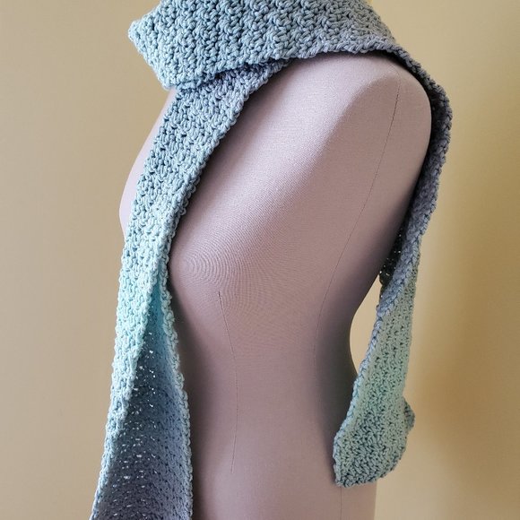 Crochet Berry Stitch Ombre Scarf/New - Picture 5 of 6